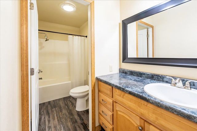 150 S GRANGE HALL ROAD, Fairbanks, AK 99712