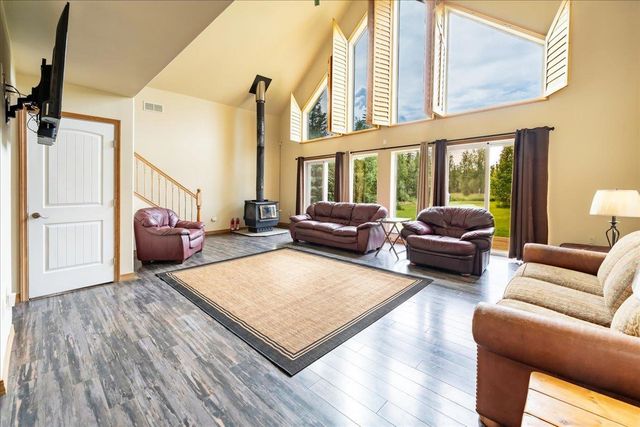 150 S GRANGE HALL ROAD, Fairbanks, AK 99712