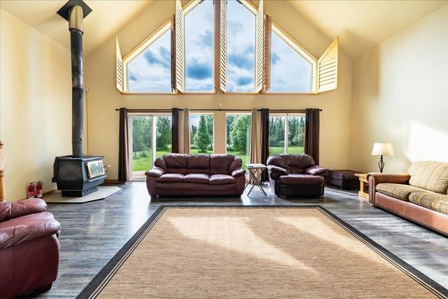 150 S GRANGE HALL ROAD, Fairbanks, AK 99712