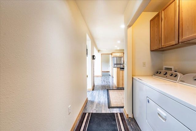 150 S GRANGE HALL ROAD, Fairbanks, AK 99712