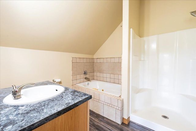 150 S GRANGE HALL ROAD, Fairbanks, AK 99712