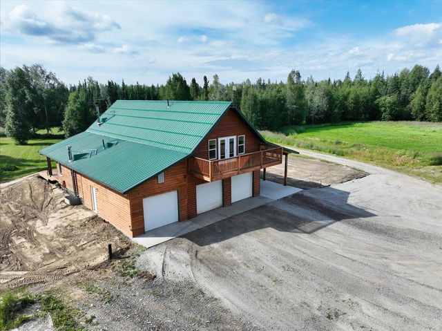 150 S GRANGE HALL ROAD, Fairbanks, AK 99712