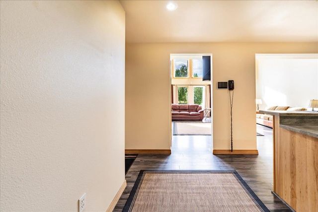 150 S GRANGE HALL ROAD, Fairbanks, AK 99712