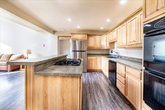 150 S GRANGE HALL ROAD, Fairbanks, AK 99712