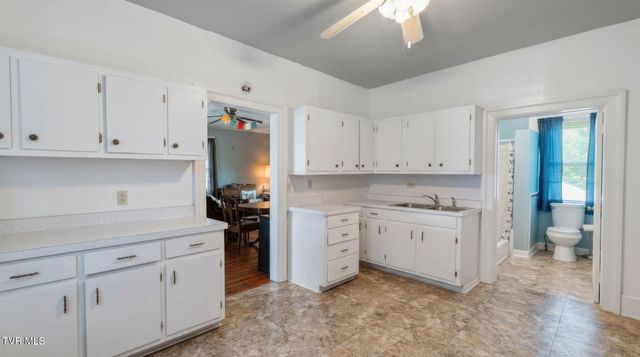 282 Whites Mill Road, Abingdon, VA 24210
