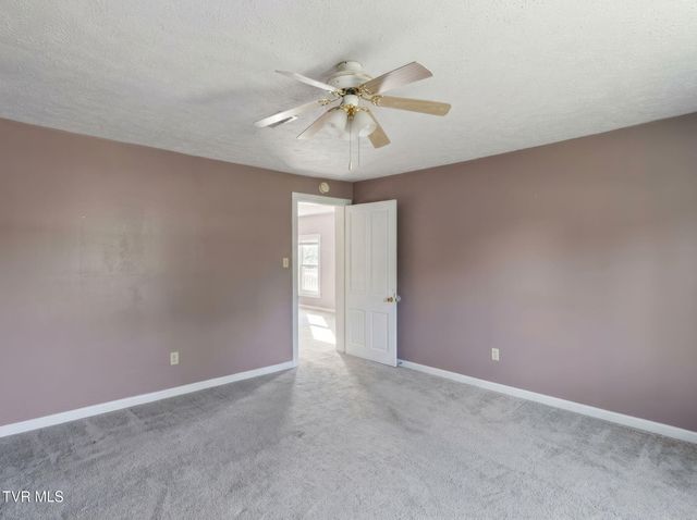 282 Whites Mill Road, Abingdon, VA 24210