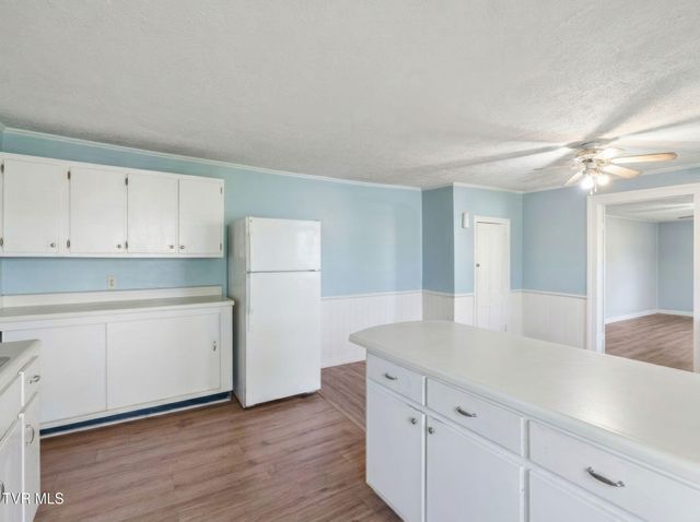 282 Whites Mill Road, Abingdon, VA 24210