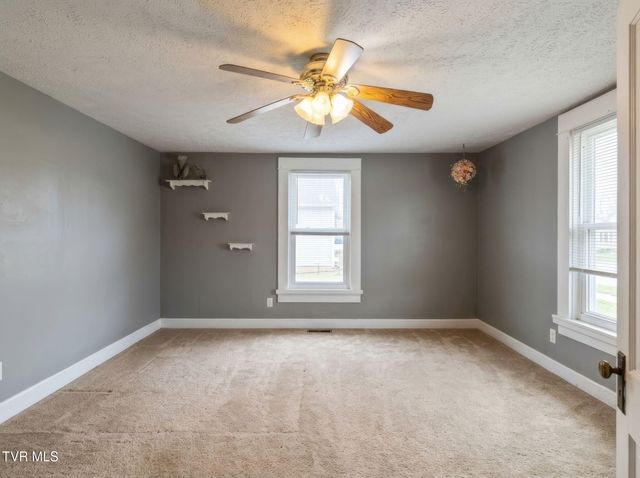 282 Whites Mill Road, Abingdon, VA 24210