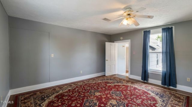 282 Whites Mill Road, Abingdon, VA 24210