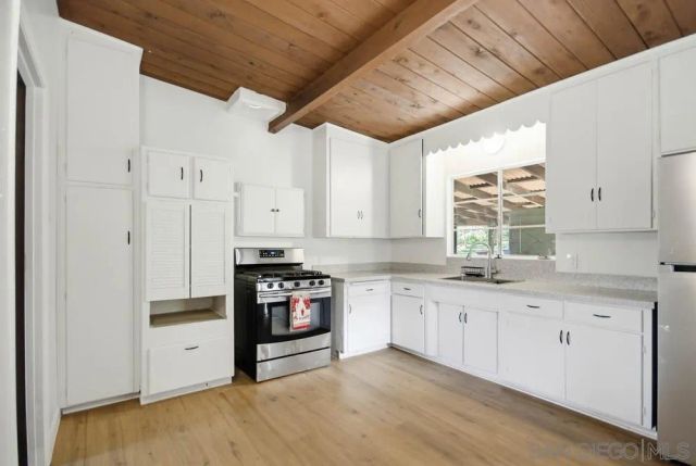 7365 Cornell Ave, La Mesa, CA 91942