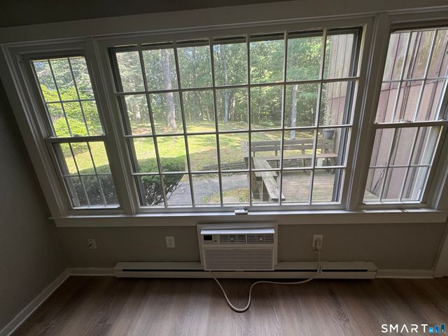 239 Old Farms Road 14C, Avon, CT 06001