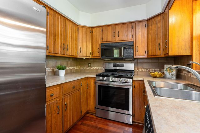 2212 Woodstock Road, Upper Arlington, OH 43221