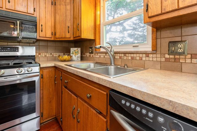 2212 Woodstock Road, Upper Arlington, OH 43221