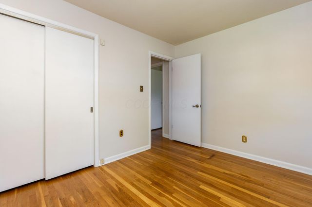 2212 Woodstock Road, Upper Arlington, OH 43221