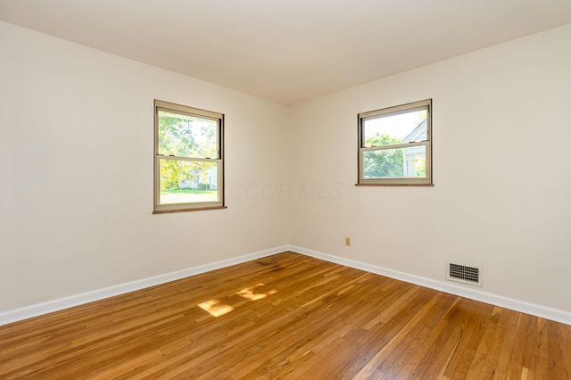 2212 Woodstock Road, Upper Arlington, OH 43221