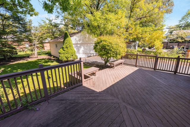 2212 Woodstock Road, Upper Arlington, OH 43221