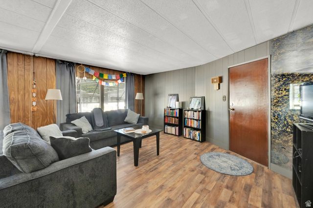 5264 W ENCINO ST, Salt Lake City, UT 84117