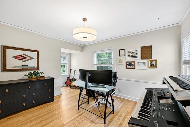 2665 N Harding BOULEVARD, Wauwatosa, WI 53226