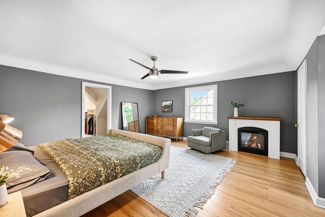 2665 N Harding BOULEVARD, Wauwatosa, WI 53226