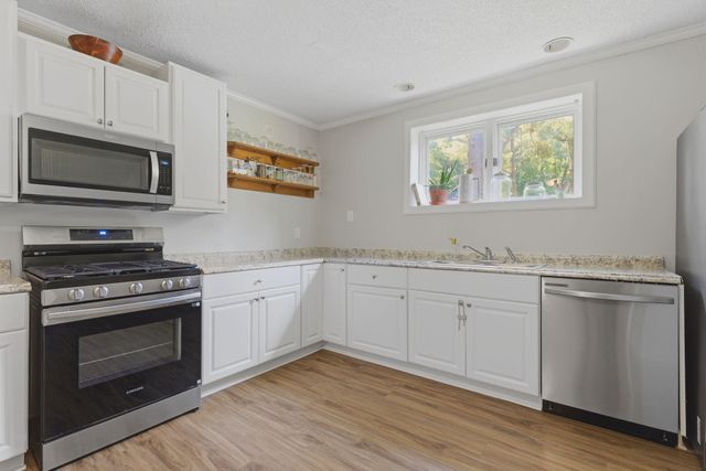 303 Woodbridge Road, Saint George, SC 29477