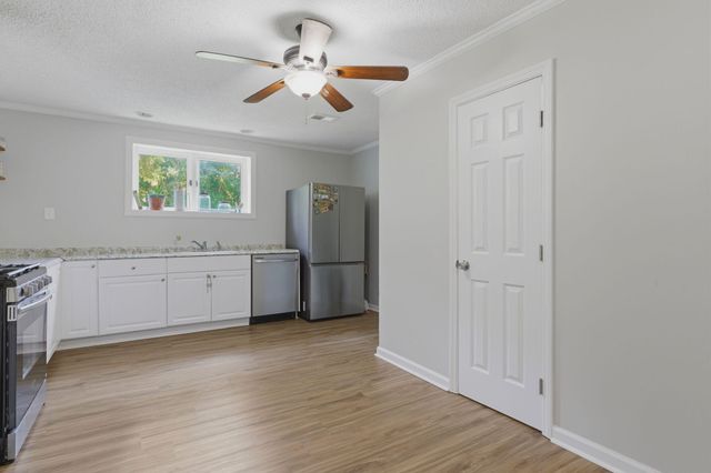 303 Woodbridge Road, Saint George, SC 29477