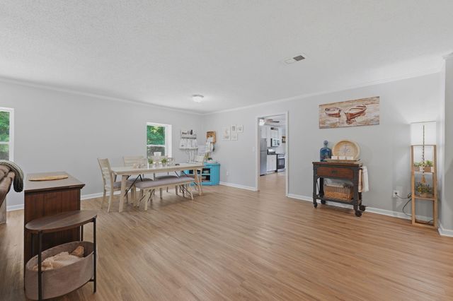 303 Woodbridge Road, Saint George, SC 29477