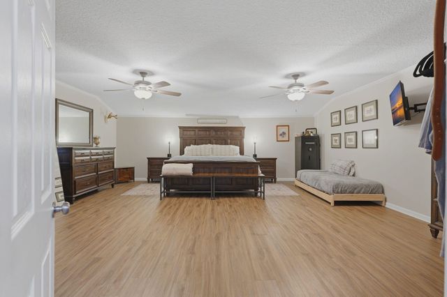303 Woodbridge Road, Saint George, SC 29477