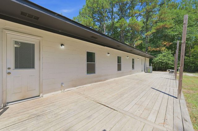303 Woodbridge Road, Saint George, SC 29477