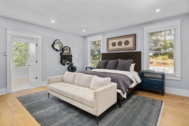 558 Fox Hill Rd, Chatham, MA 02633