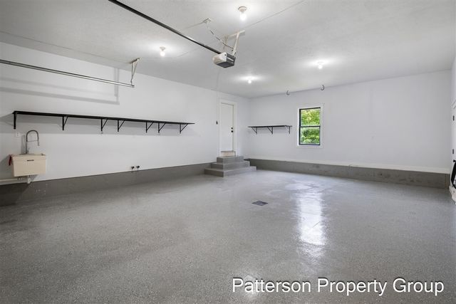 7638 E Sheringer Road, Ravenna, MI 49451