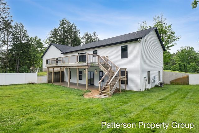 7638 E Sheringer Road, Ravenna, MI 49451