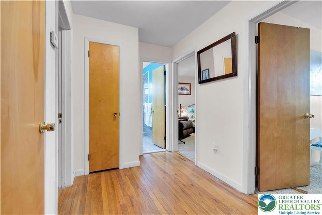 1655 Mark Twain Circle, Hanover Twp, PA 18017