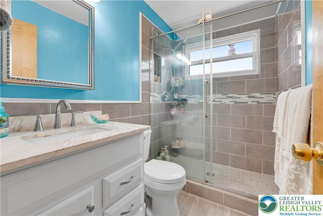 1655 Mark Twain Circle, Hanover Twp, PA 18017