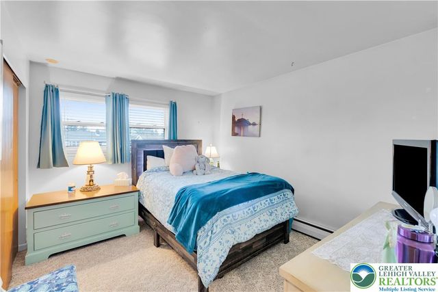 1655 Mark Twain Circle, Hanover Twp, PA 18017