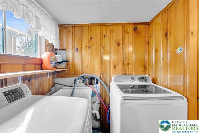 1655 Mark Twain Circle, Hanover Twp, PA 18017