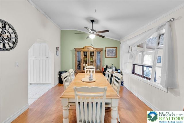 1655 Mark Twain Circle, Hanover Twp, PA 18017