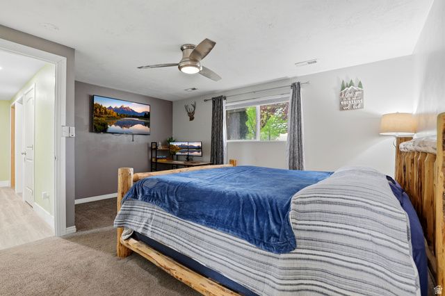 611 W 1635 N, Clinton, UT 84015