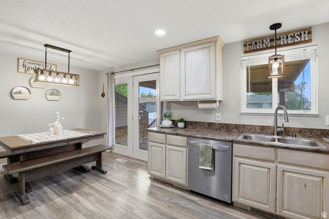 611 W 1635 N, Clinton, UT 84015