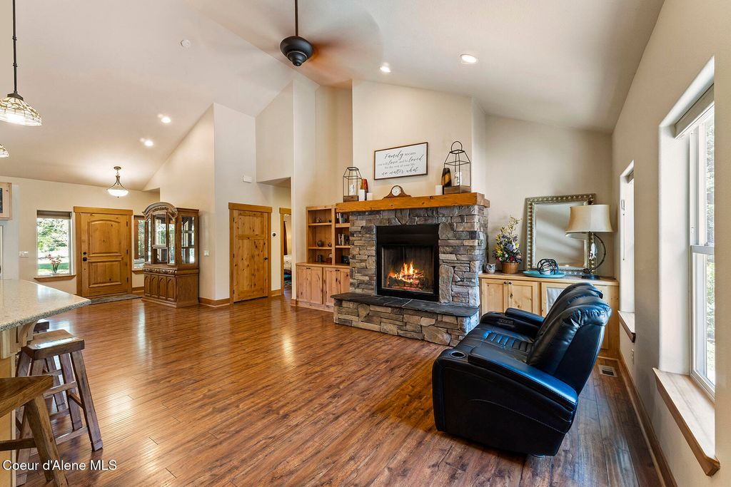 25400 N LANTERN HILL RD, Rathdrum, ID 83858 photo 11