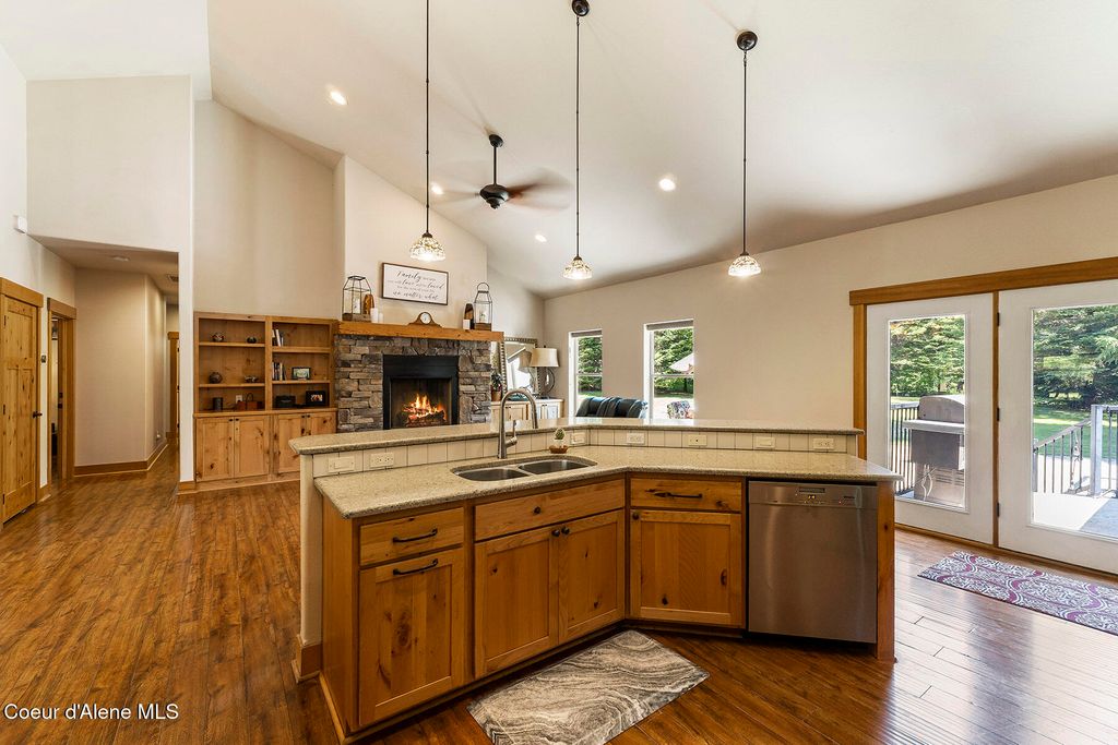 25400 N LANTERN HILL RD, Rathdrum, ID 83858 photo 12