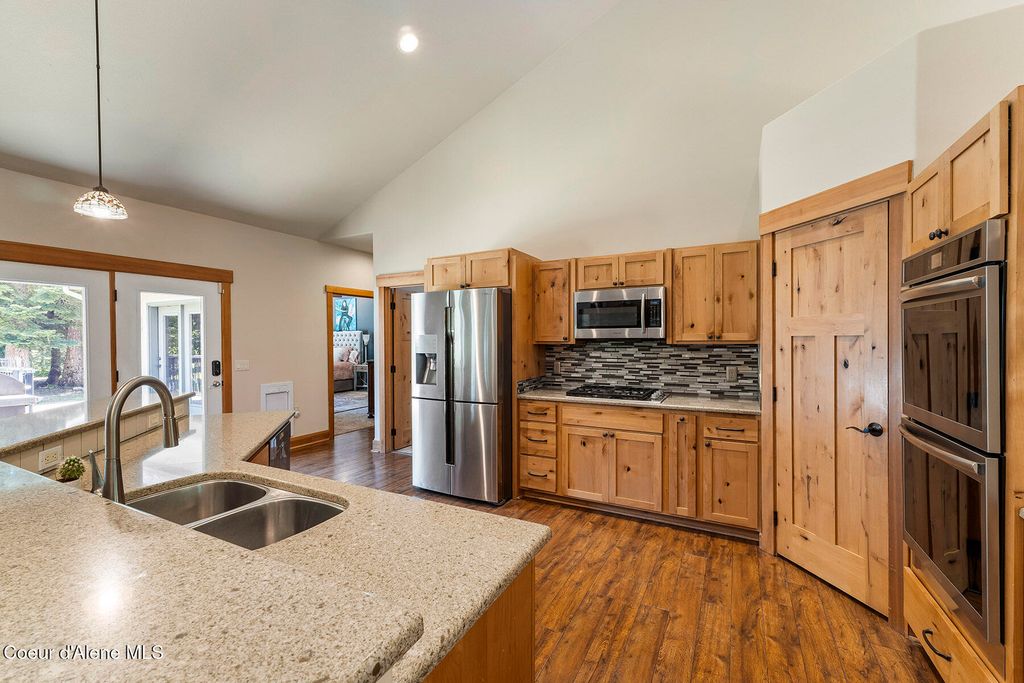 25400 N LANTERN HILL RD, Rathdrum, ID 83858 photo 13