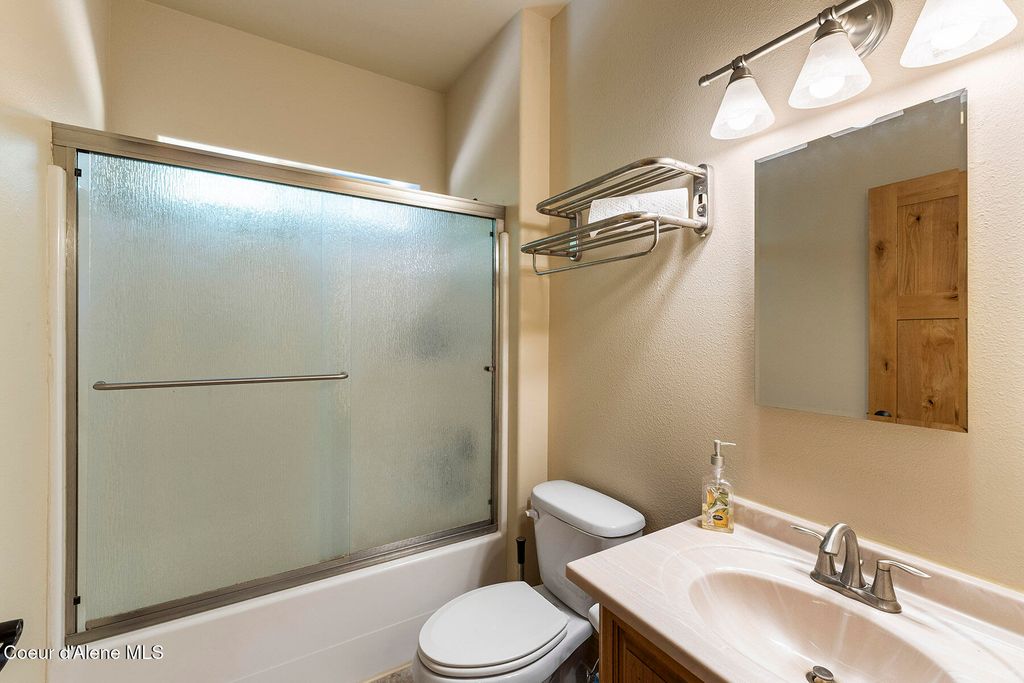 25400 N LANTERN HILL RD, Rathdrum, ID 83858 photo 24