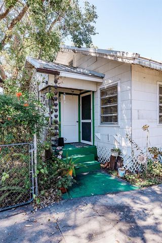 1013 EAST CHELSEA STREET, Tampa, FL 33603