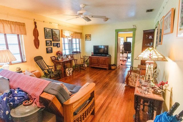 1013 EAST CHELSEA STREET, Tampa, FL 33603