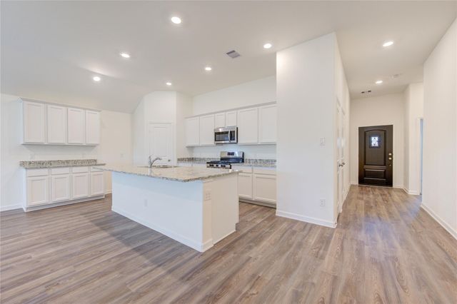 3310 Driftwood Meadow Lane, Richmond, TX 77406