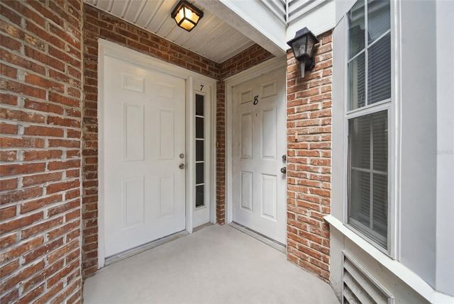2210 COACH HOUSE BOULEVARD 408, Orlando, FL 32812