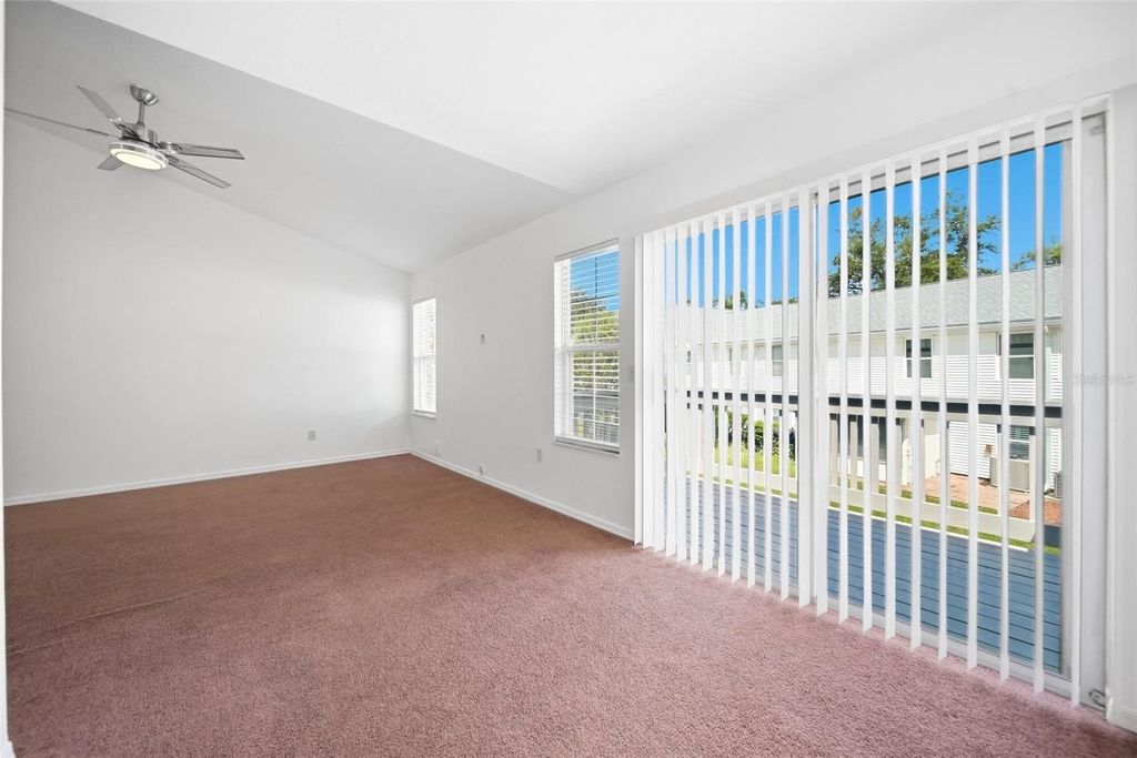 Image 11 of property listing at 2210 COACH HOUSE BOULEVARD 408, Orlando, FL 32812