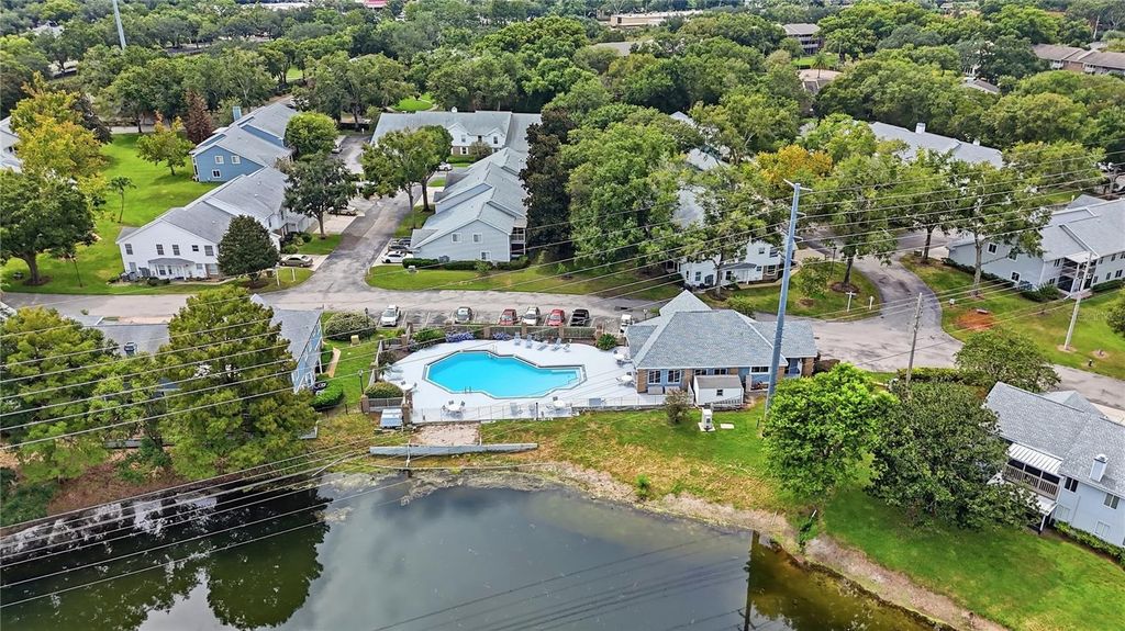 Image 34 of property listing at 2210 COACH HOUSE BOULEVARD 408, Orlando, FL 32812