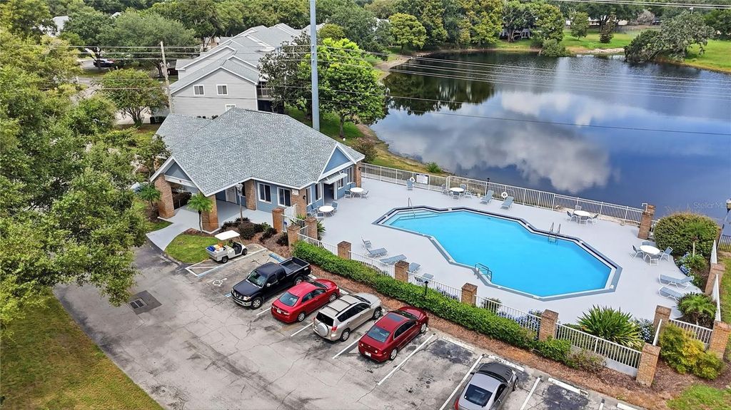 Image 35 of property listing at 2210 COACH HOUSE BOULEVARD 408, Orlando, FL 32812