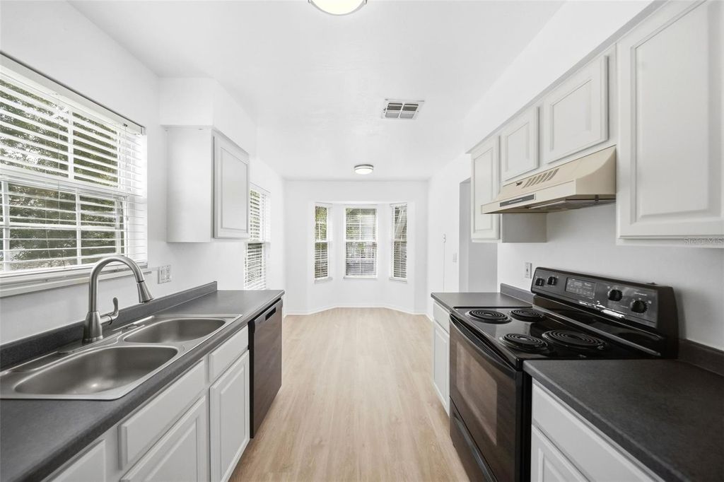 Image 8 of property listing at 2210 COACH HOUSE BOULEVARD 408, Orlando, FL 32812